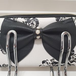 Betsey Johnson Rose and bow wristlet/wallet